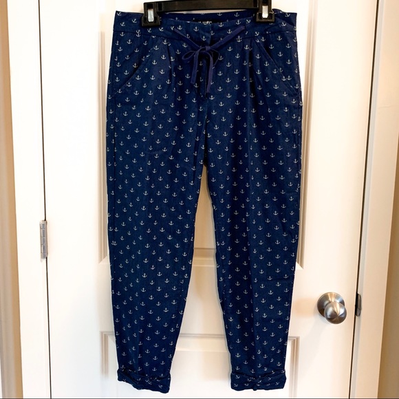 Nanette Lepore
Anchor-Print Rolled-Cuff Pants - Picture 4 of 8